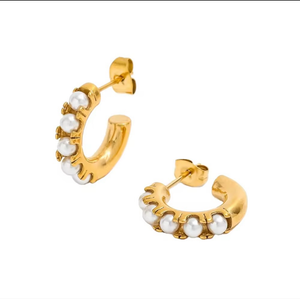 Pearls Round Ear Loops