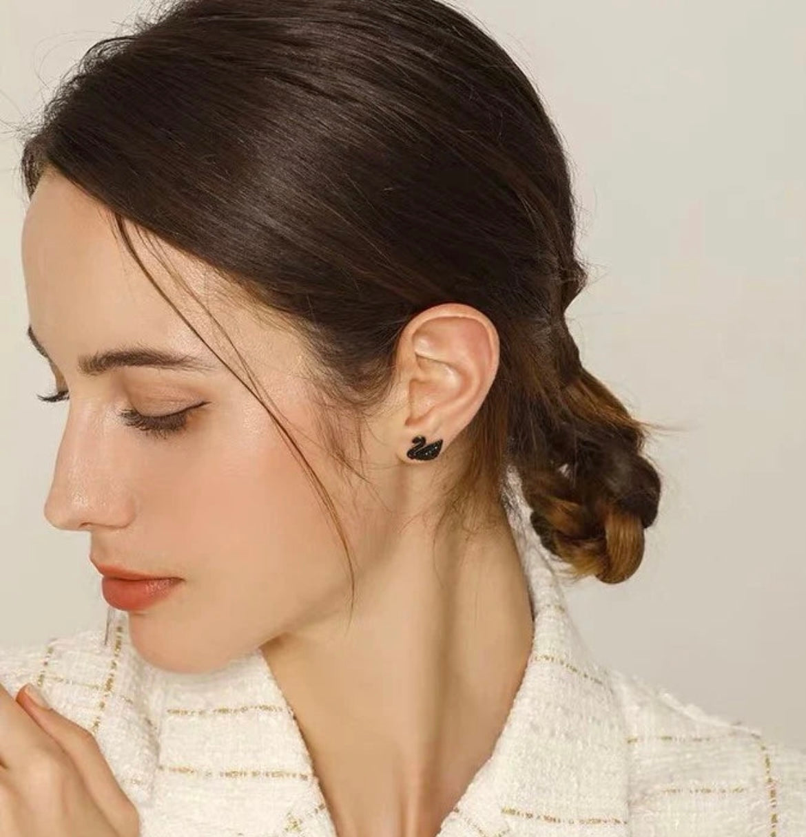 Swan Studs Cubic Zirconia Metal Stud Earring