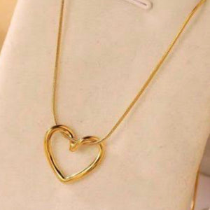 18k Gold Open Heart Necklace