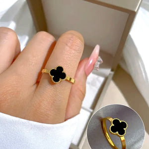 Van Cleef Black Ring