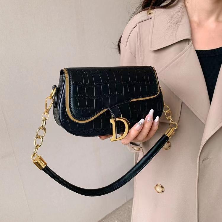 Dior Chic Shoulder Bag