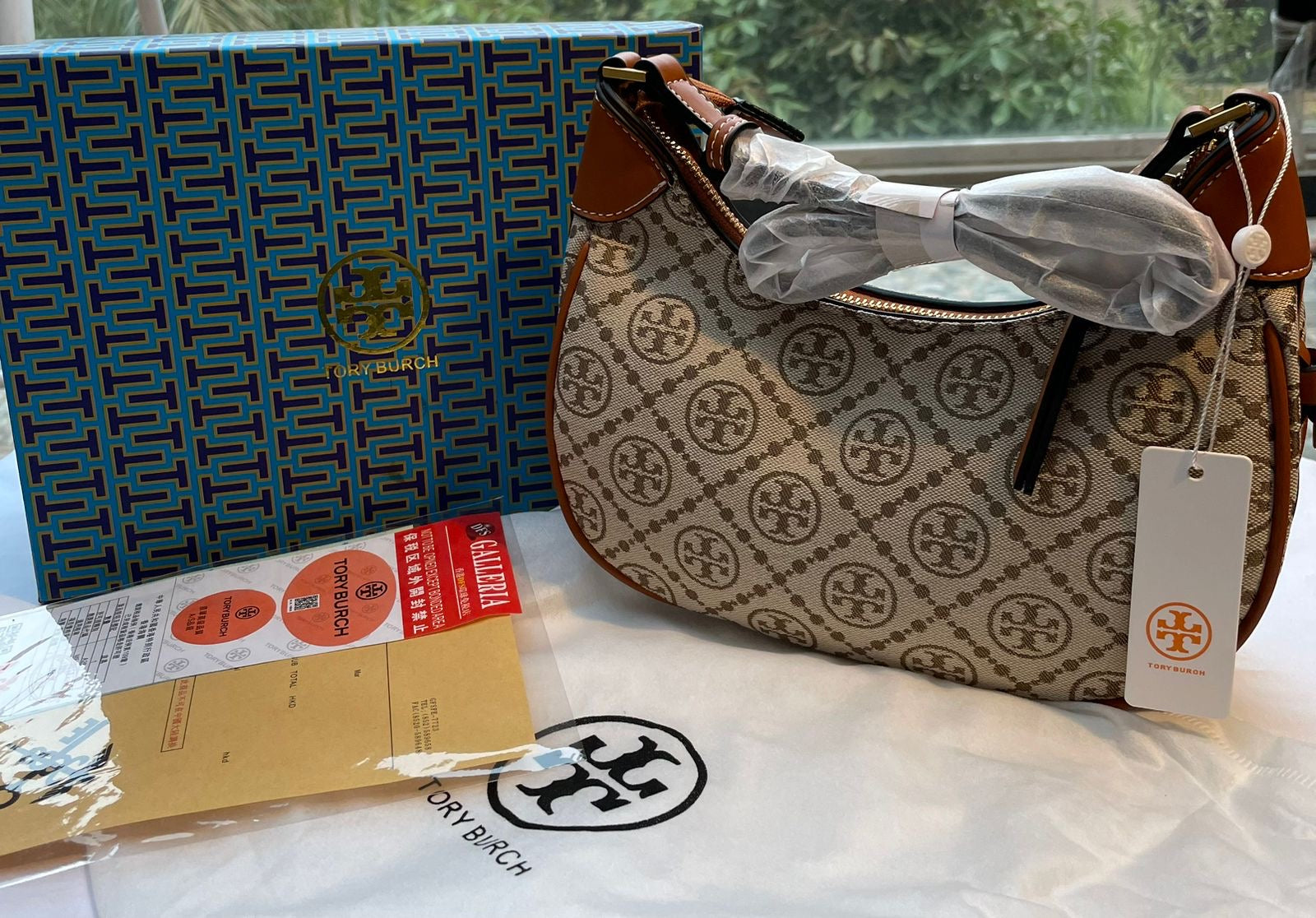 Tory burch shoulder bag